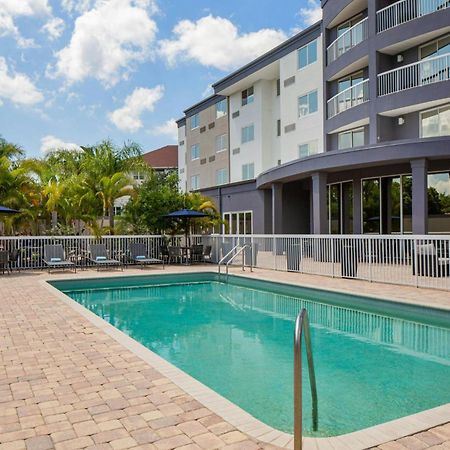 Courtyard Tampa Oldsmar Hotel Buitenkant foto